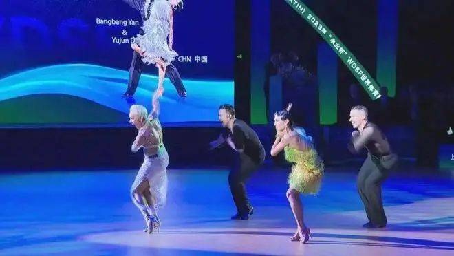 杨丽萍团队跳“科目三”上热搜！有演员拒绝跟风 第6张